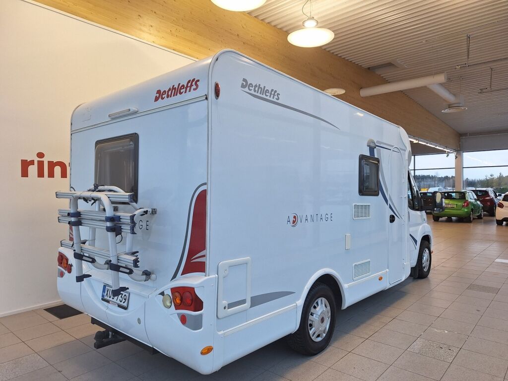 Dethleffs T 5841 2009 Valkoinen