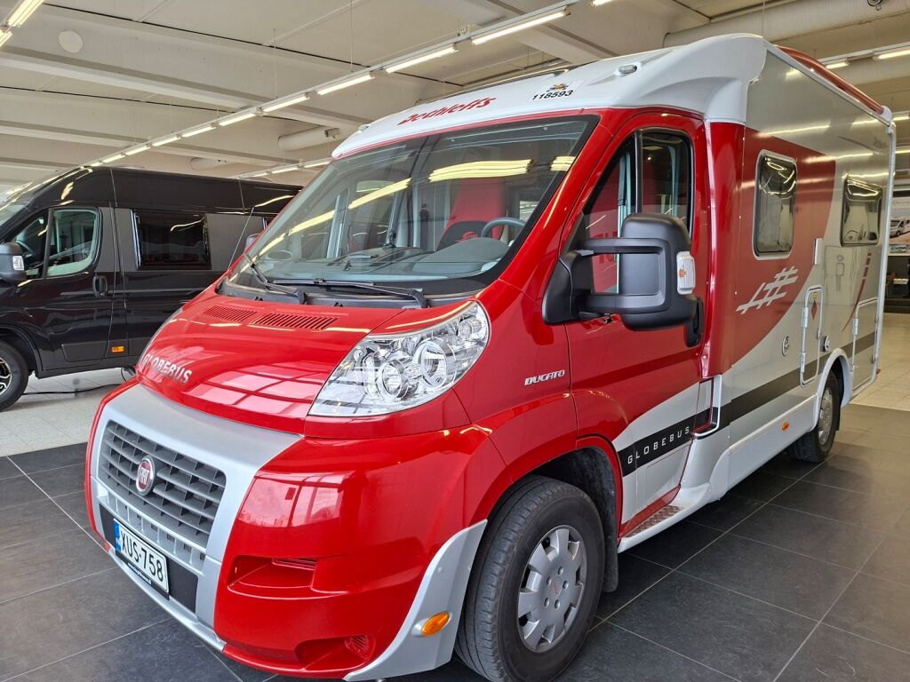 Dethleffs GLOBEBUS T 001  T 002 2009 Punainen