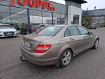 Mercedes-Benz C 2009 Ruskea (beige)