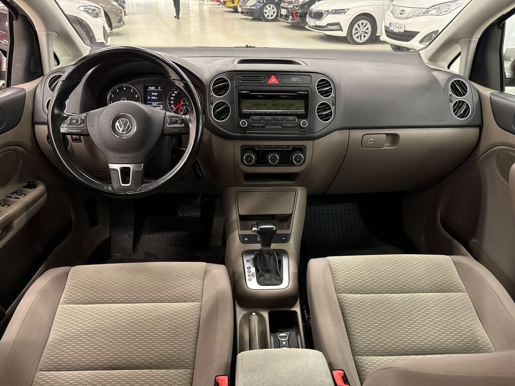 Volkswagen Golf Plus 2009 Ruskea (beige)