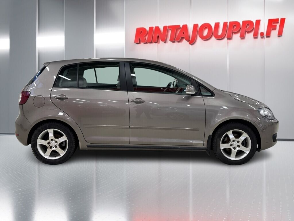 Volkswagen Golf Plus 2009 Ruskea (beige)