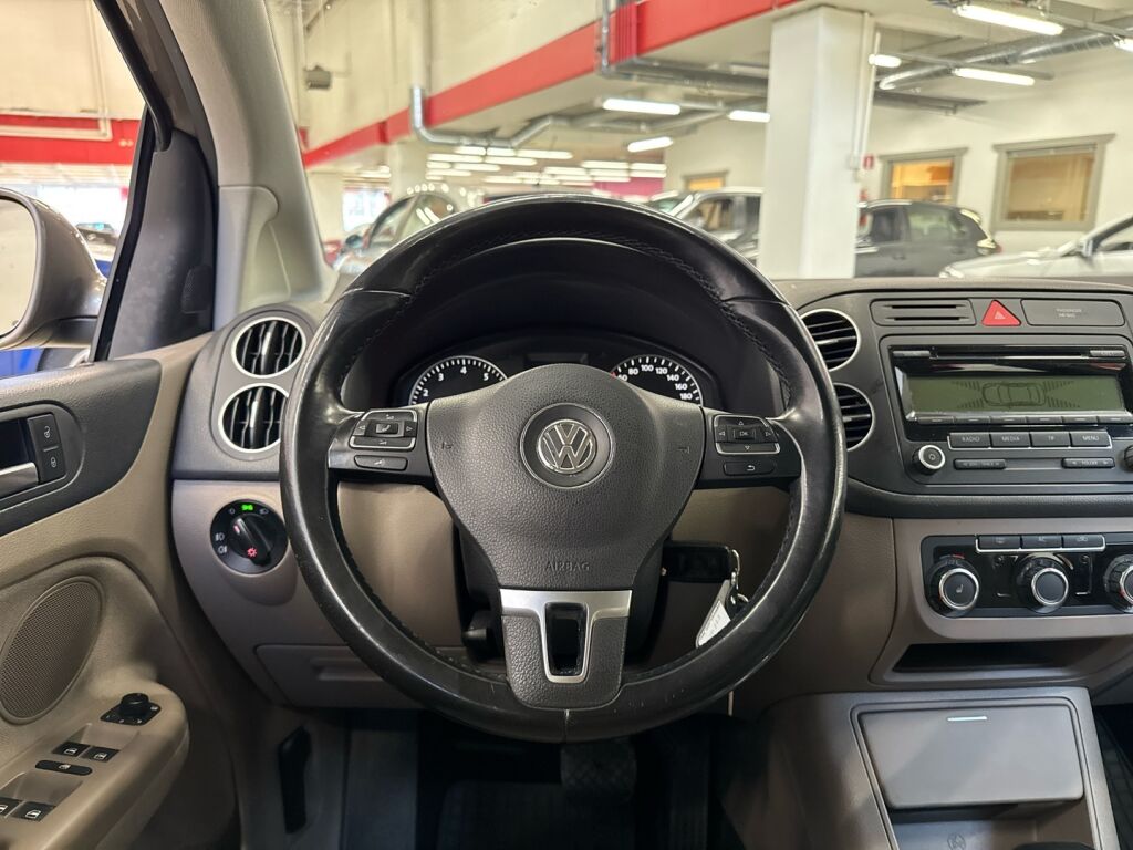 Volkswagen Golf Plus 2009 Ruskea (beige)