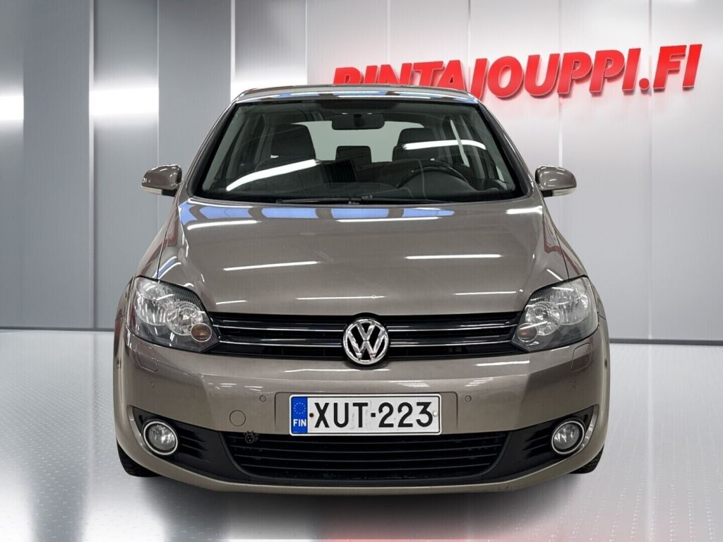 Volkswagen Golf Plus 2009 Ruskea (beige)