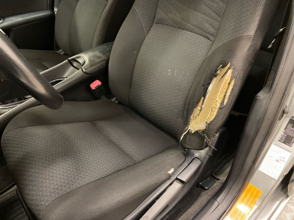 Toyota Avensis 2009 Harmaa