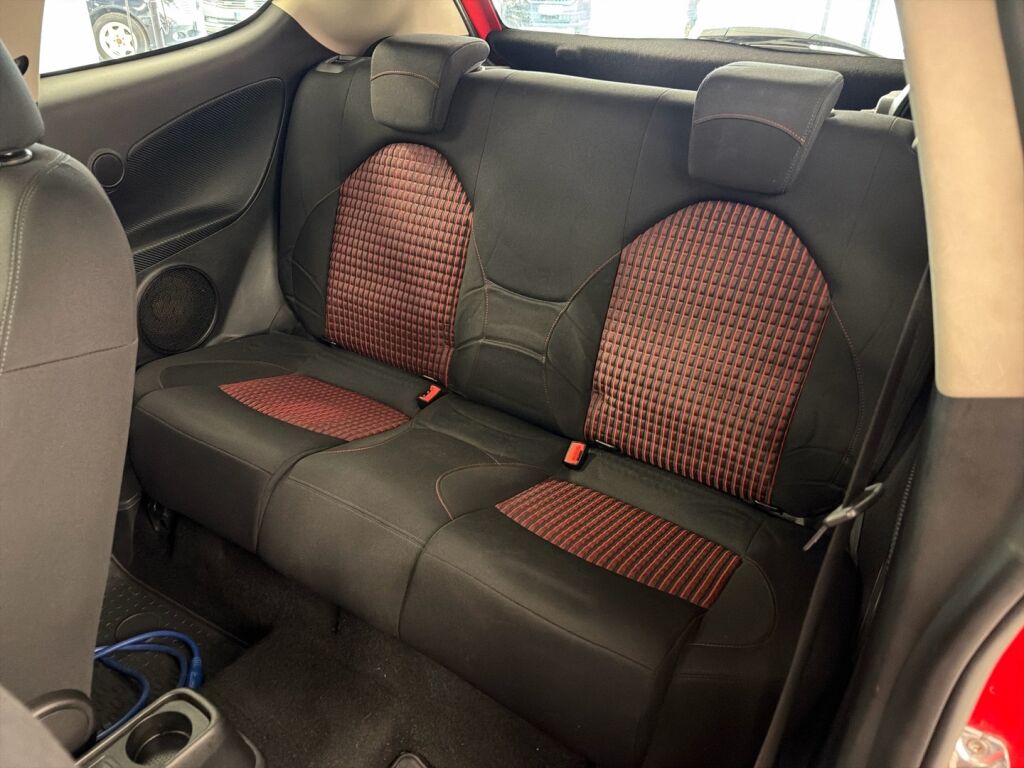 Alfa Romeo MiTo 2009 Punainen
