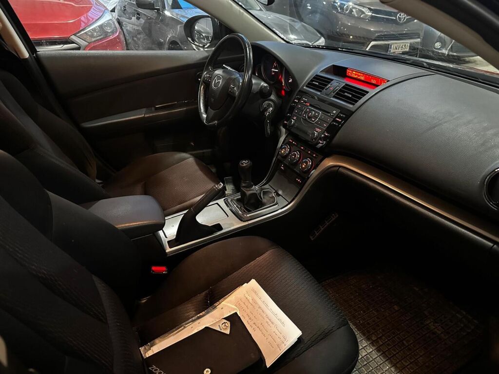 Mazda Mazda6 2011 Musta