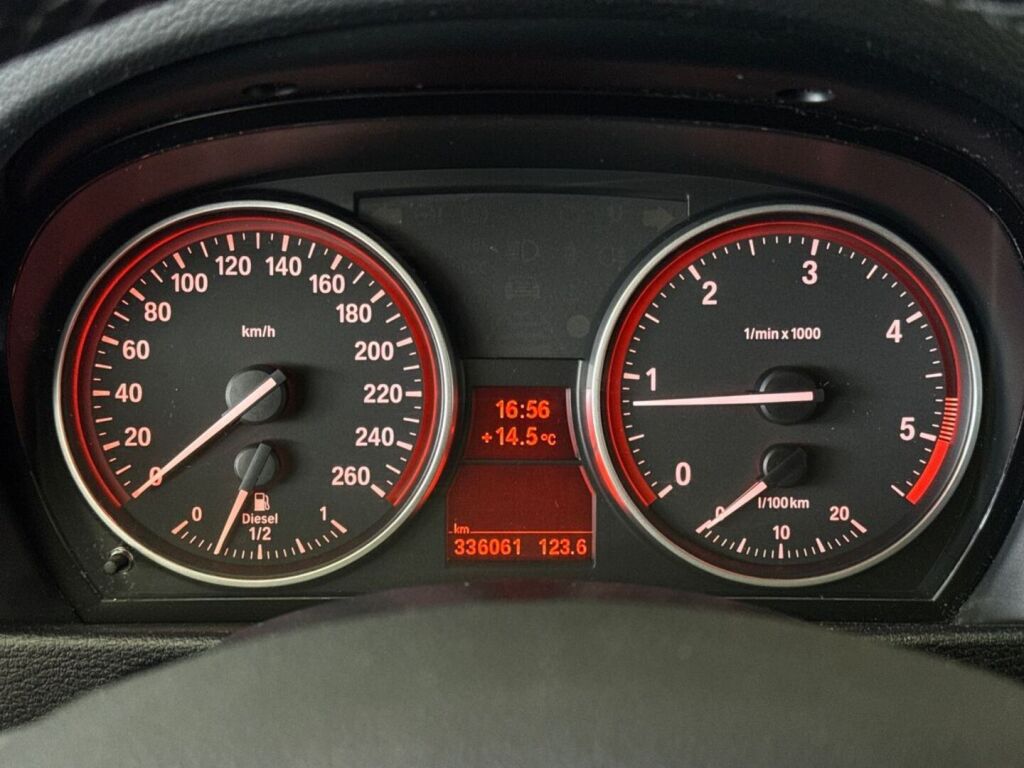 BMW X1 2010 Harmaa