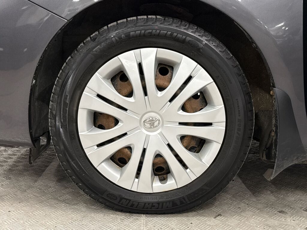 Toyota Corolla 2010 Harmaa