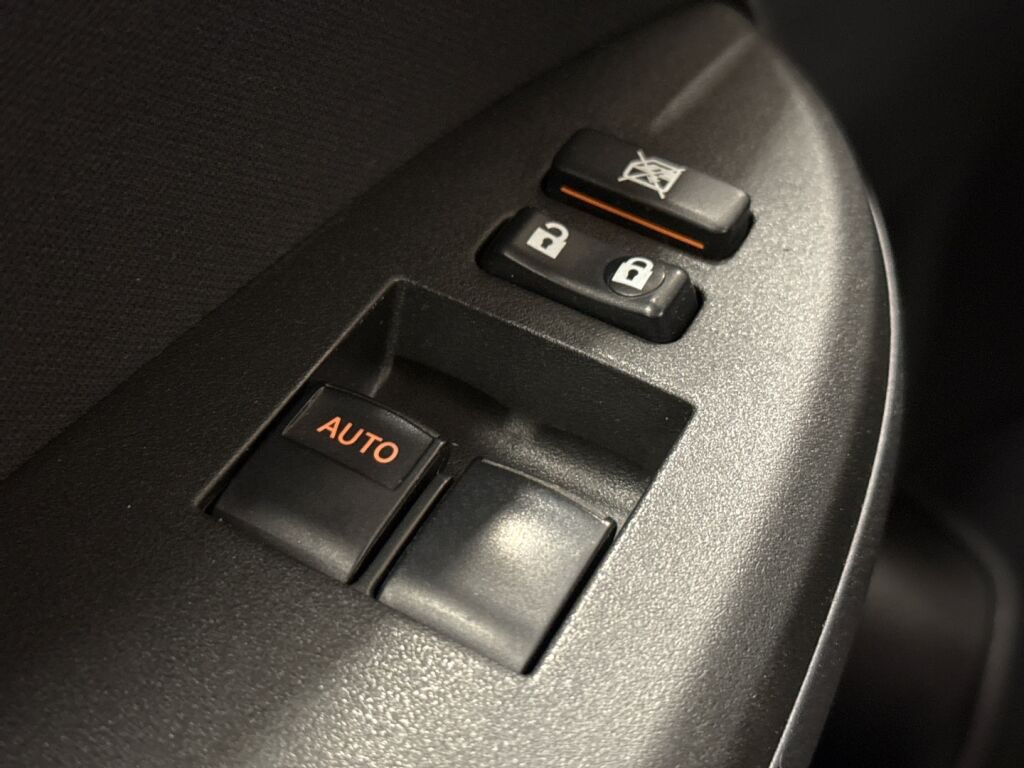 Toyota Corolla 2010 Harmaa