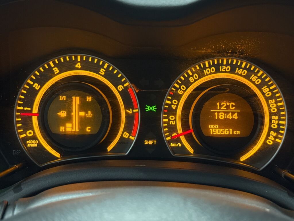 Toyota Corolla 2010 Harmaa