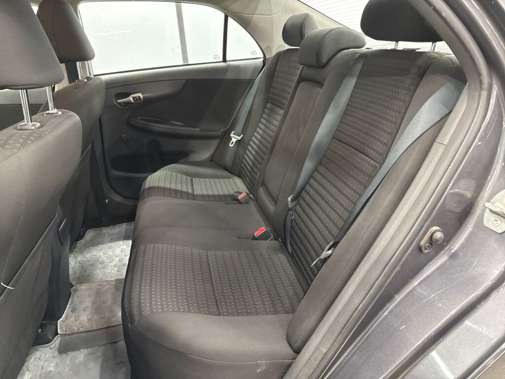 Toyota Corolla 2010 Harmaa