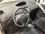 Toyota Yaris 2010 Hopea