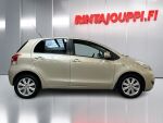 Toyota Yaris 2010 Hopea