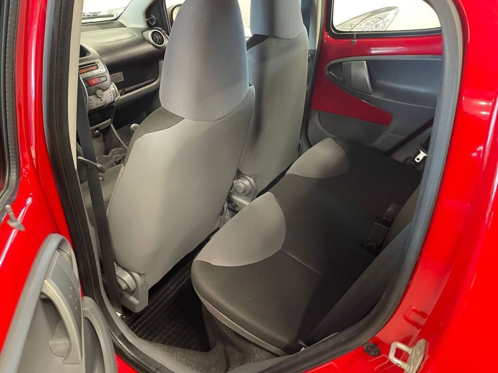 Citroen C1 2011 Punainen