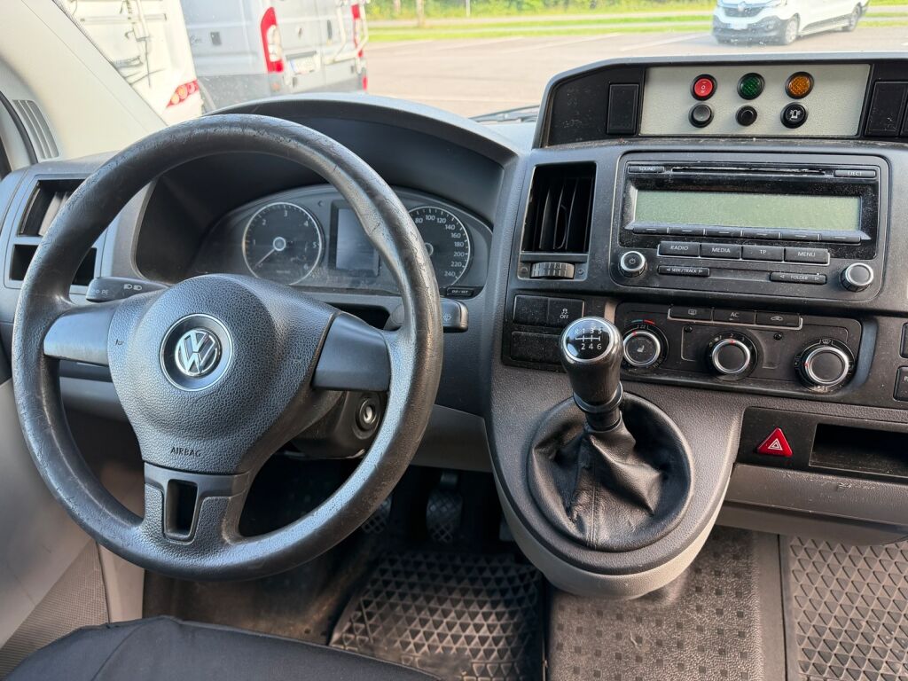 Volkswagen Transporter 2011 Valkoinen