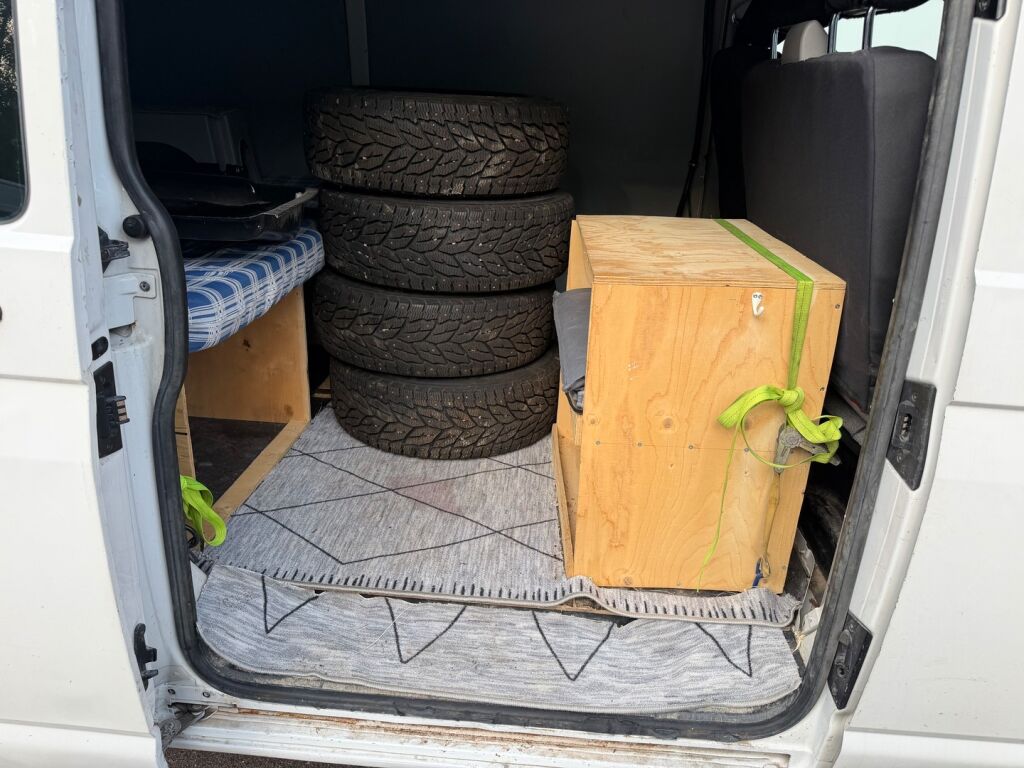 Volkswagen Transporter 2011 Valkoinen