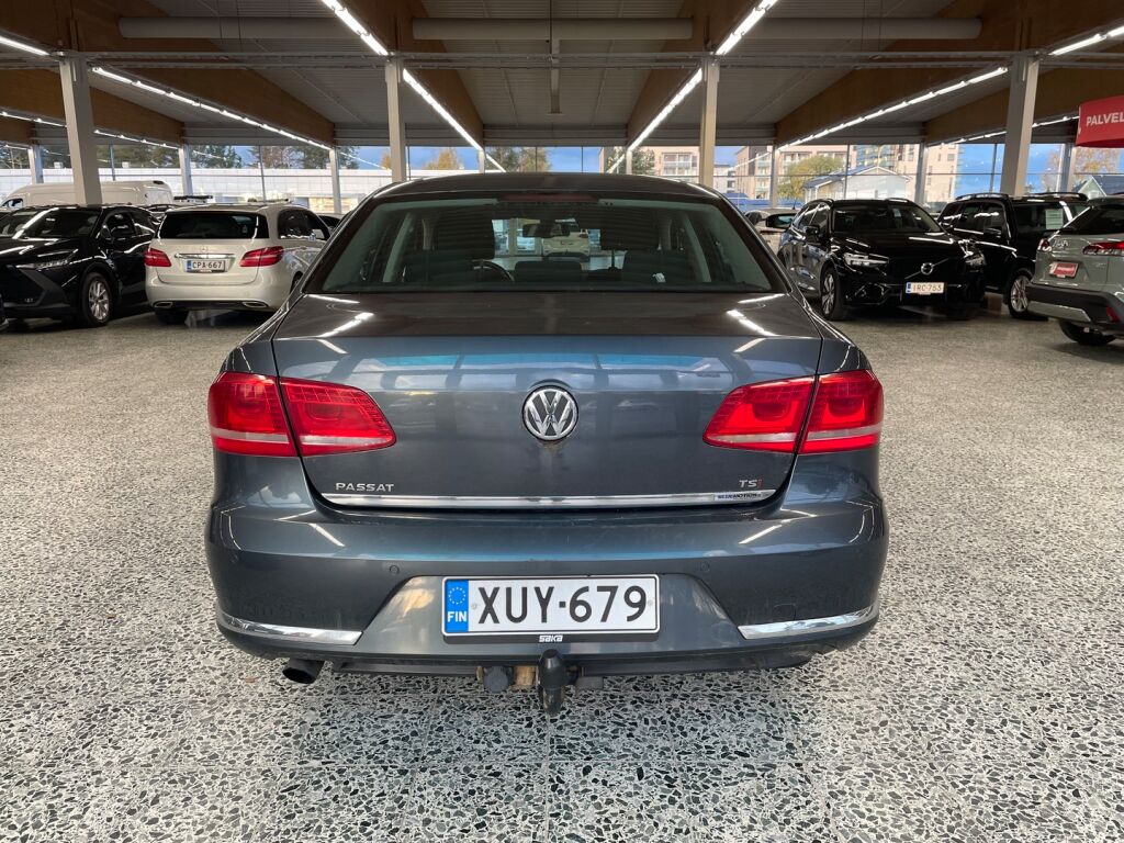 Volkswagen Passat 2011 Harmaa