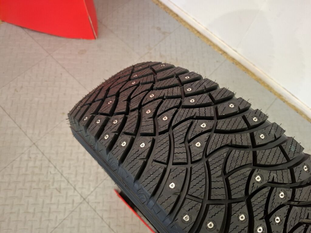 Seat Arona 2022 Sininen