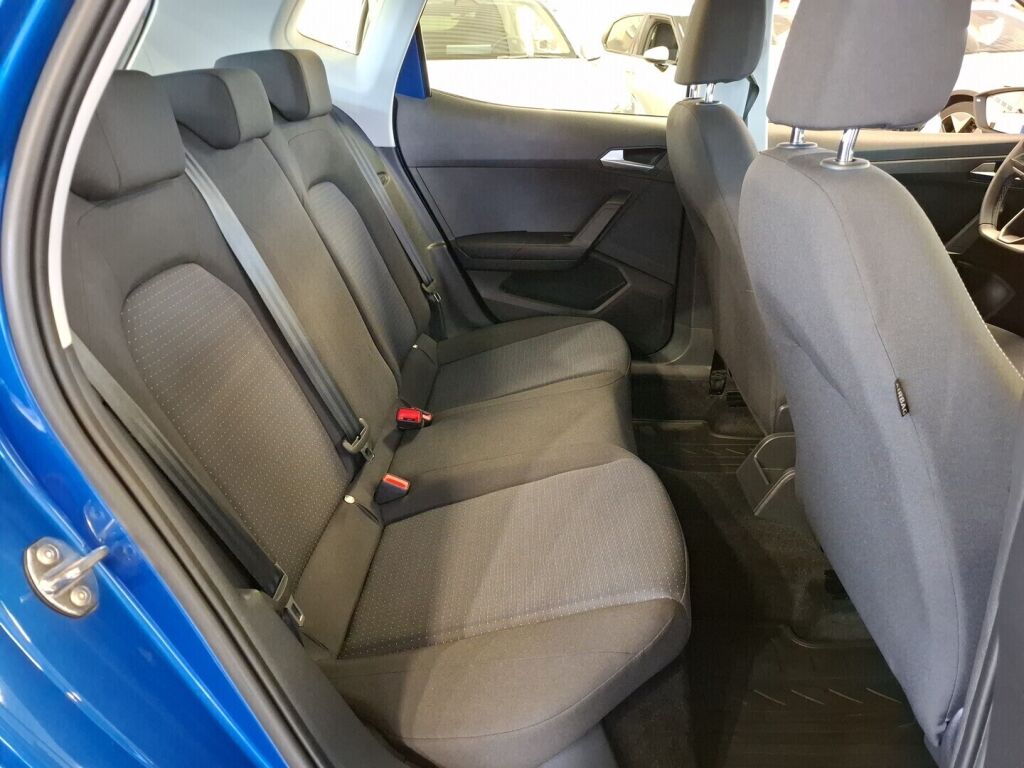 Seat Arona 2022 Sininen