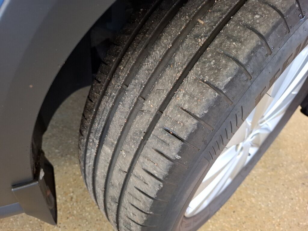 Seat Arona 2022 Sininen