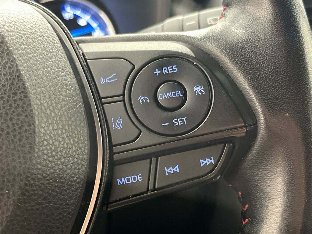 Toyota RAV4 Plug-in 2021 Valkoinen