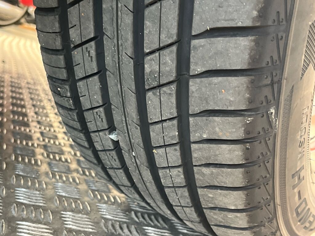 Toyota RAV4 Plug-in 2021 Valkoinen