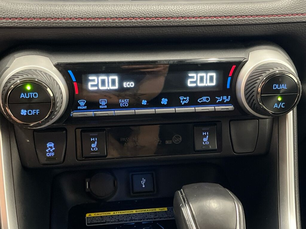 Toyota RAV4 Plug-in 2021 Valkoinen