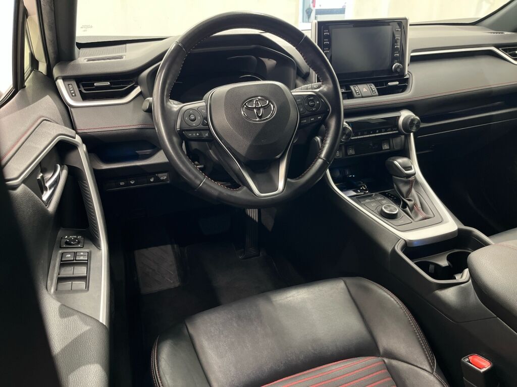 Toyota RAV4 Plug-in 2021 Valkoinen