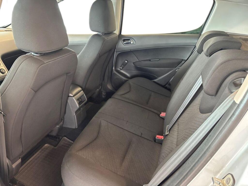 Peugeot 308 2010 Harmaa