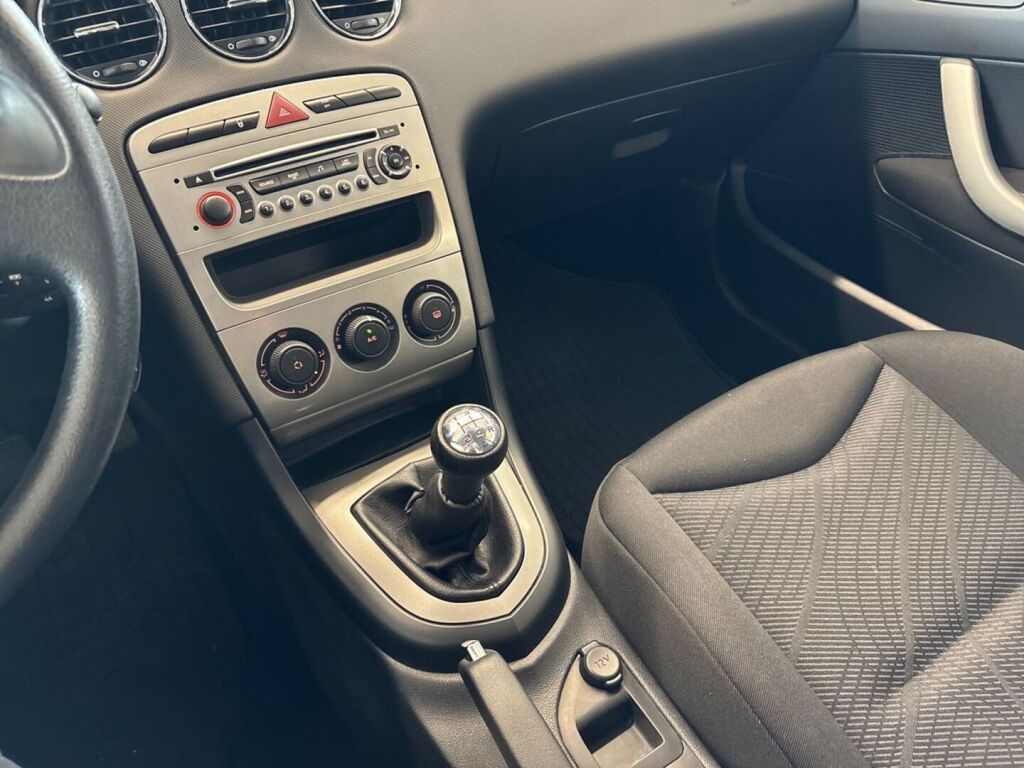 Peugeot 308 2010 Harmaa