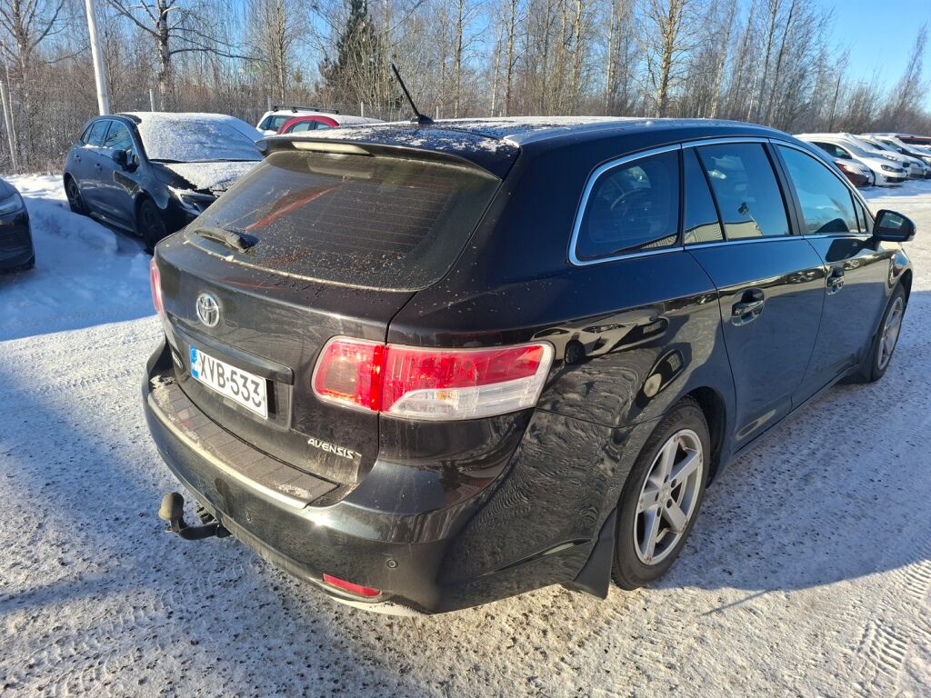 Toyota Avensis 2010 Musta