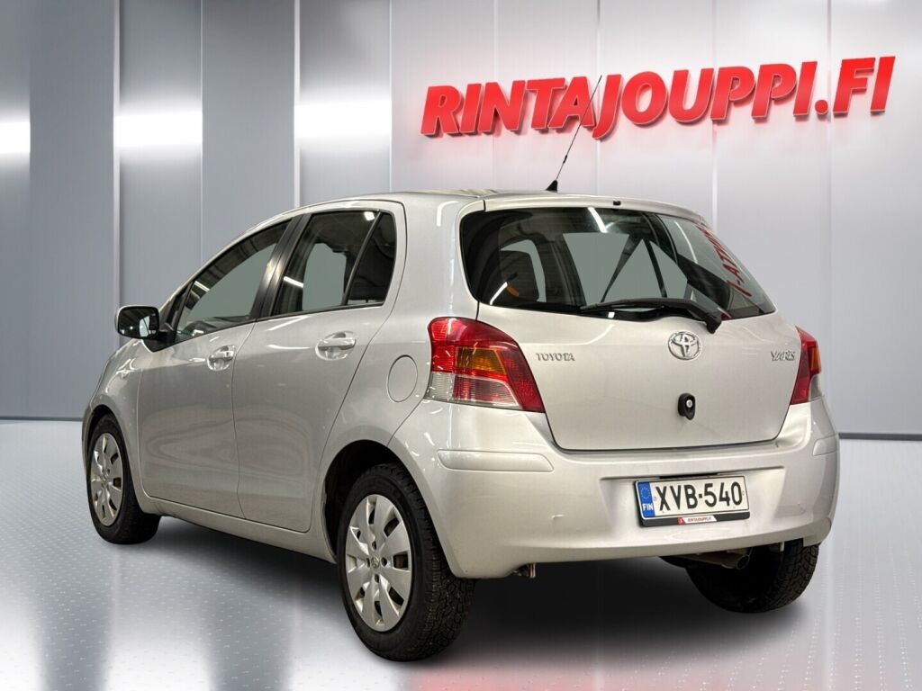 Toyota Yaris 2010 Hopea