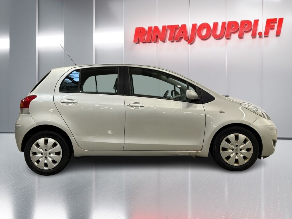 Toyota Yaris 2010 Hopea