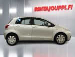 Toyota Yaris 2010 Hopea