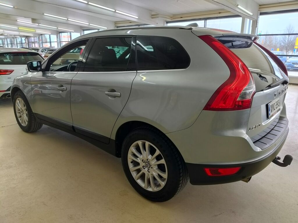 Volvo XC60 2010 Harmaa