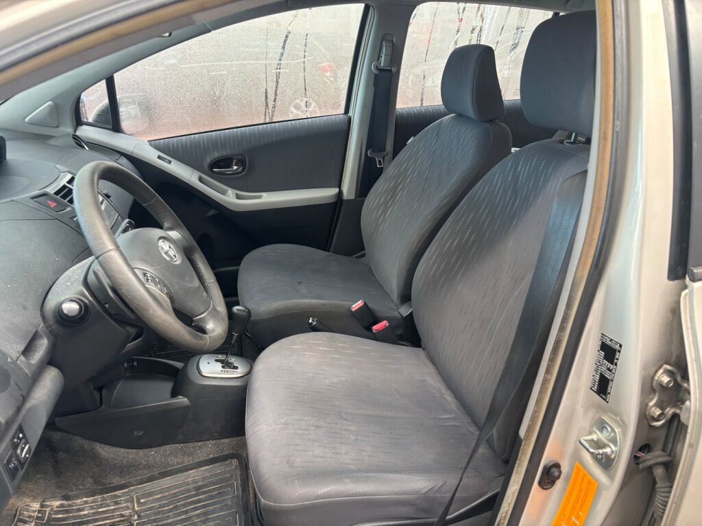 Toyota Yaris 2010 Hopea