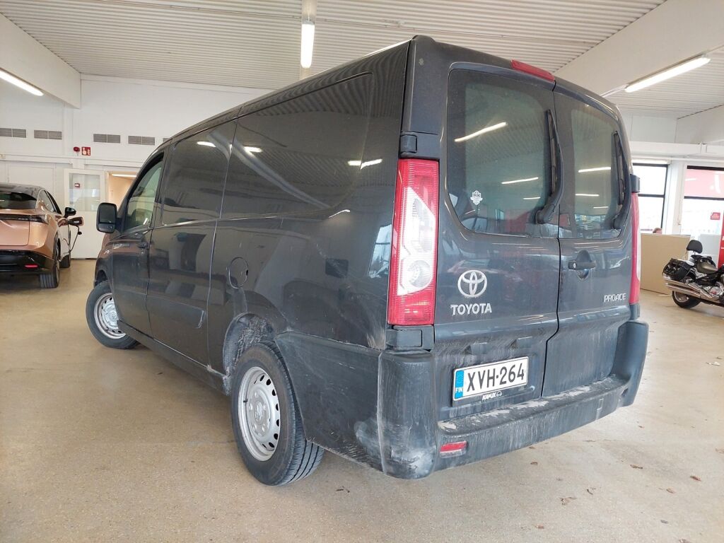 Toyota Proace 2015 Harmaa