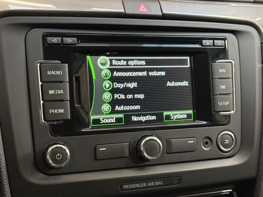 Skoda Superb 2014 Valkoinen