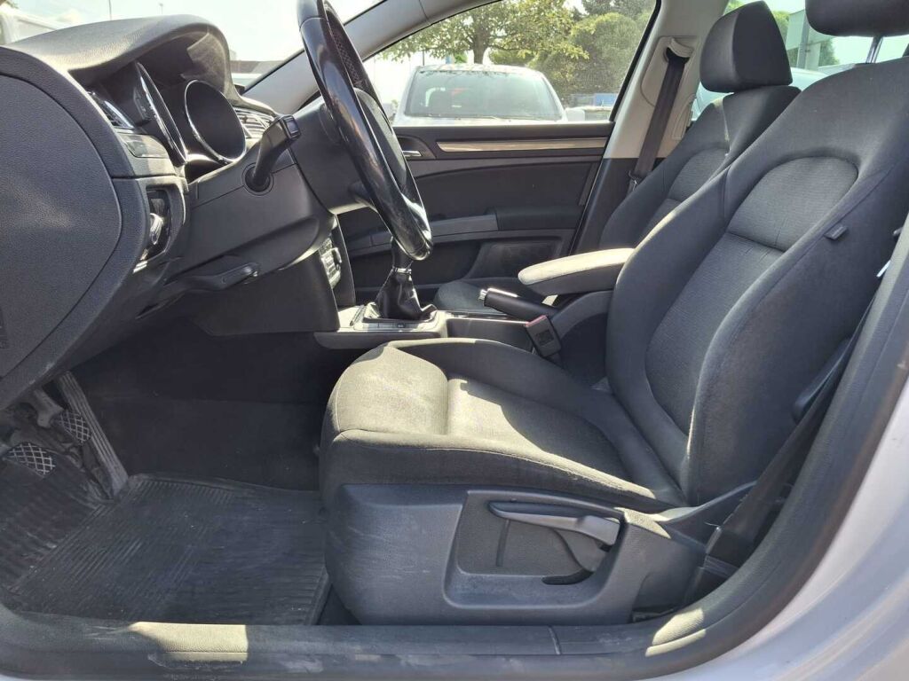 Skoda Superb 2014 Valkoinen