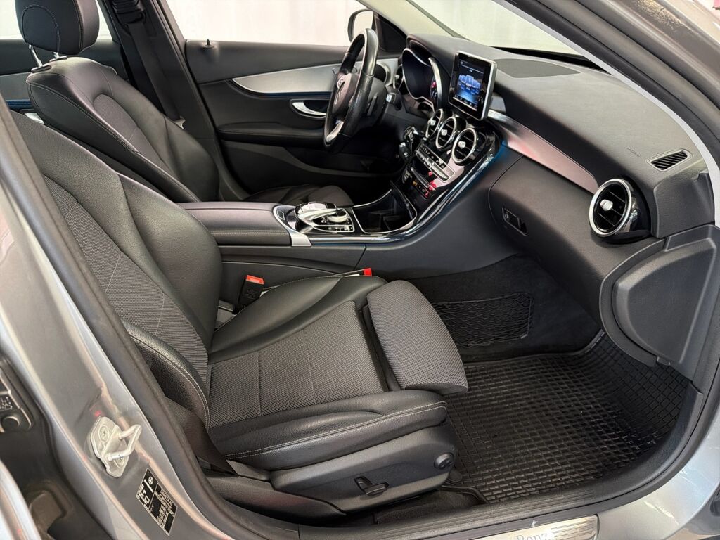 Mercedes-Benz C 2015 Harmaa