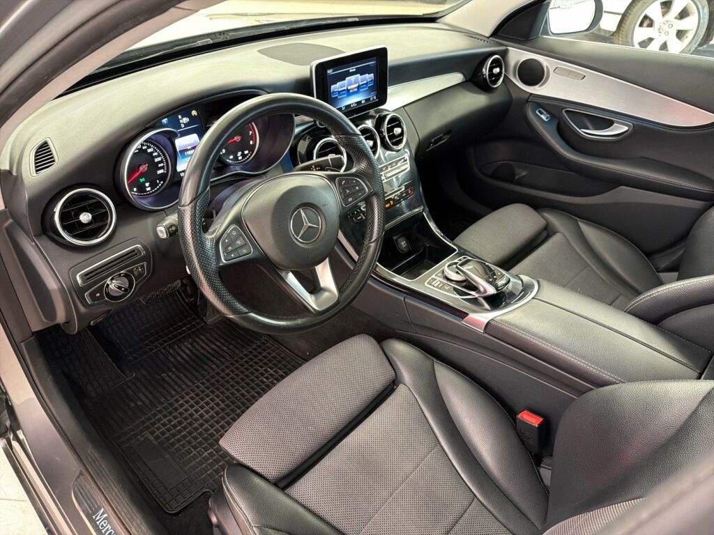 Mercedes-Benz C 2015 Harmaa