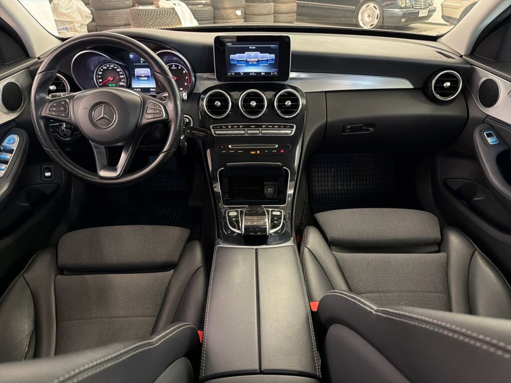 Mercedes-Benz C 2015 Harmaa