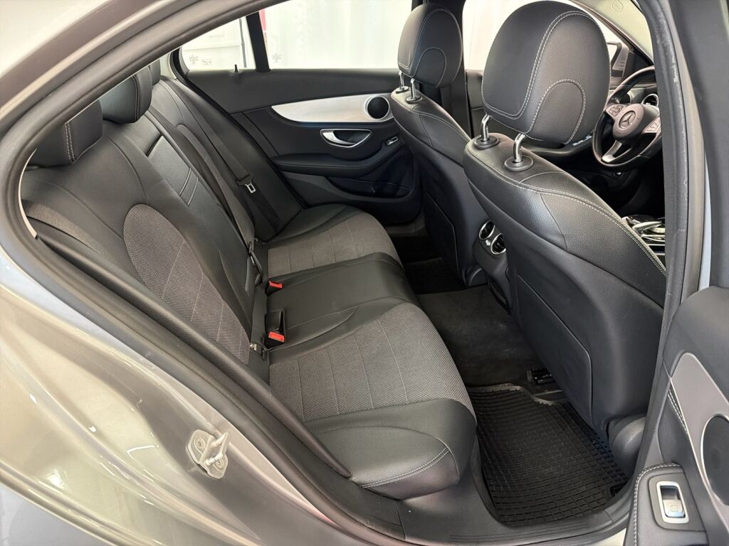 Mercedes-Benz C 2015 Harmaa