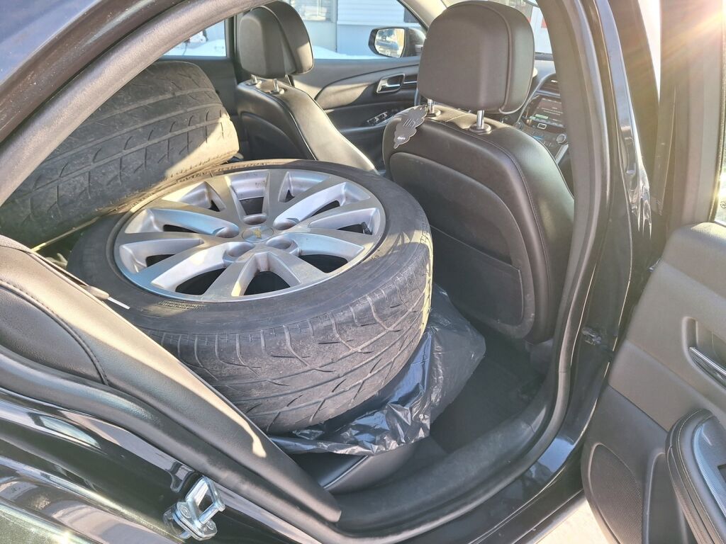 Chevrolet Malibu 2013 Musta