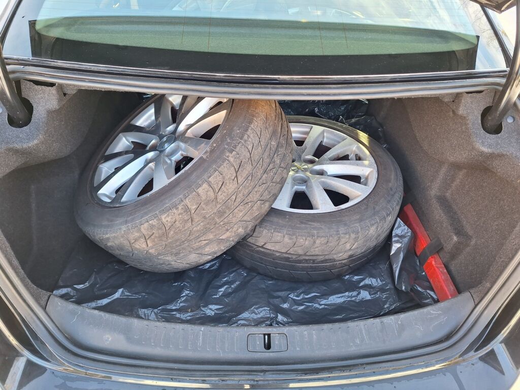 Chevrolet Malibu 2013 Musta