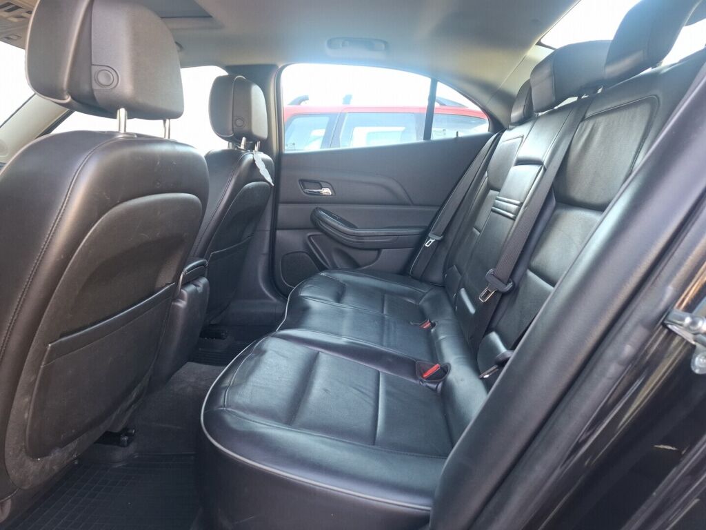 Chevrolet Malibu 2013 Musta