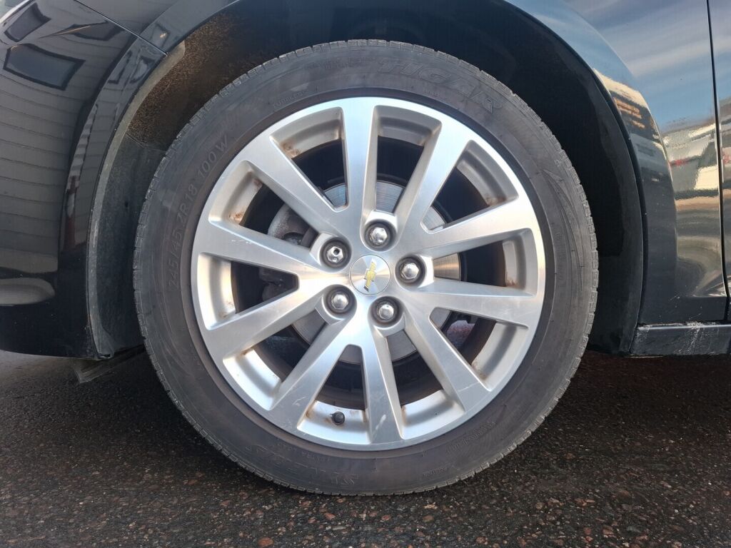 Chevrolet Malibu 2013 Musta