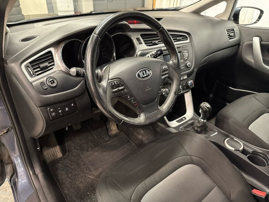 Kia Ceed 2013 Sininen