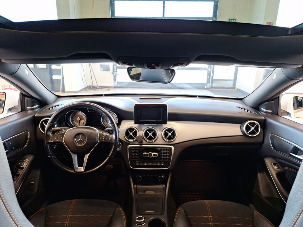 Mercedes-Benz CLA 2013 Valkoinen