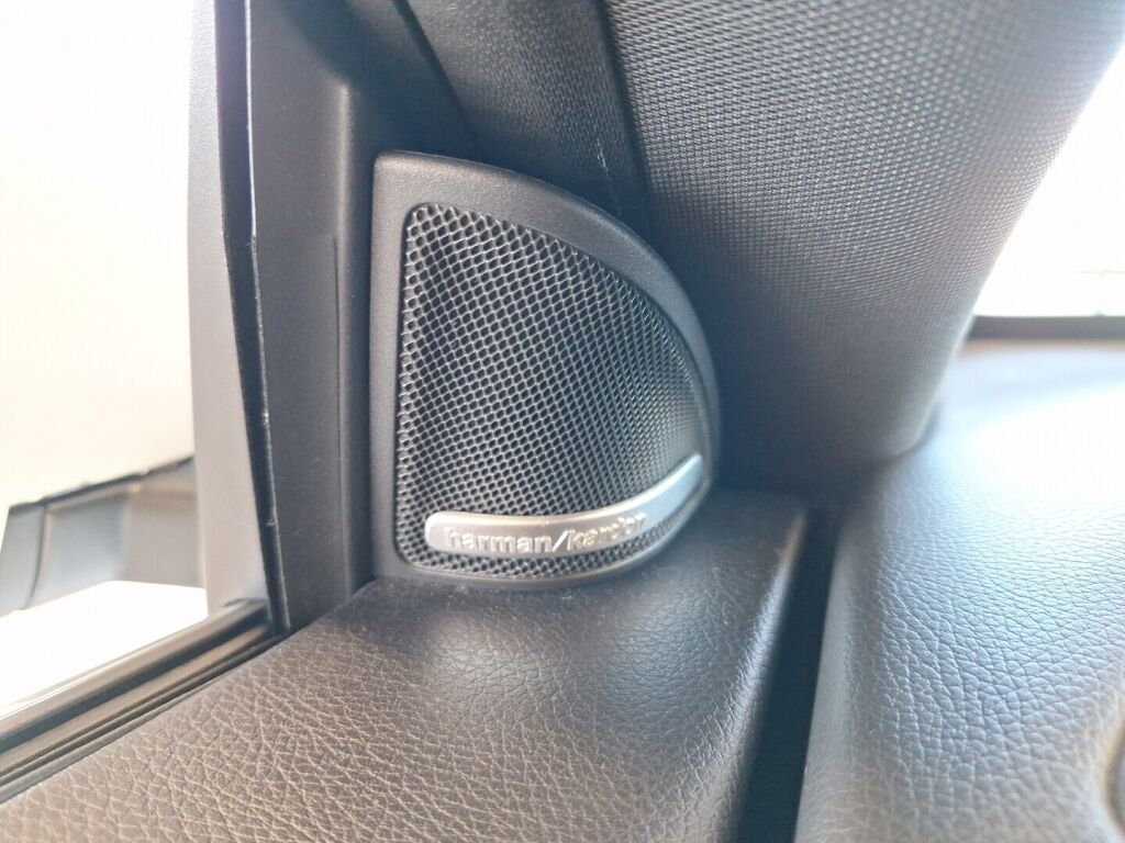 Mercedes-Benz CLA 2013 Valkoinen